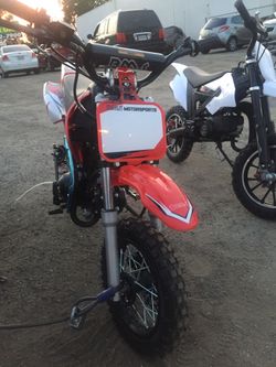 Brand New 70cc dirt bike