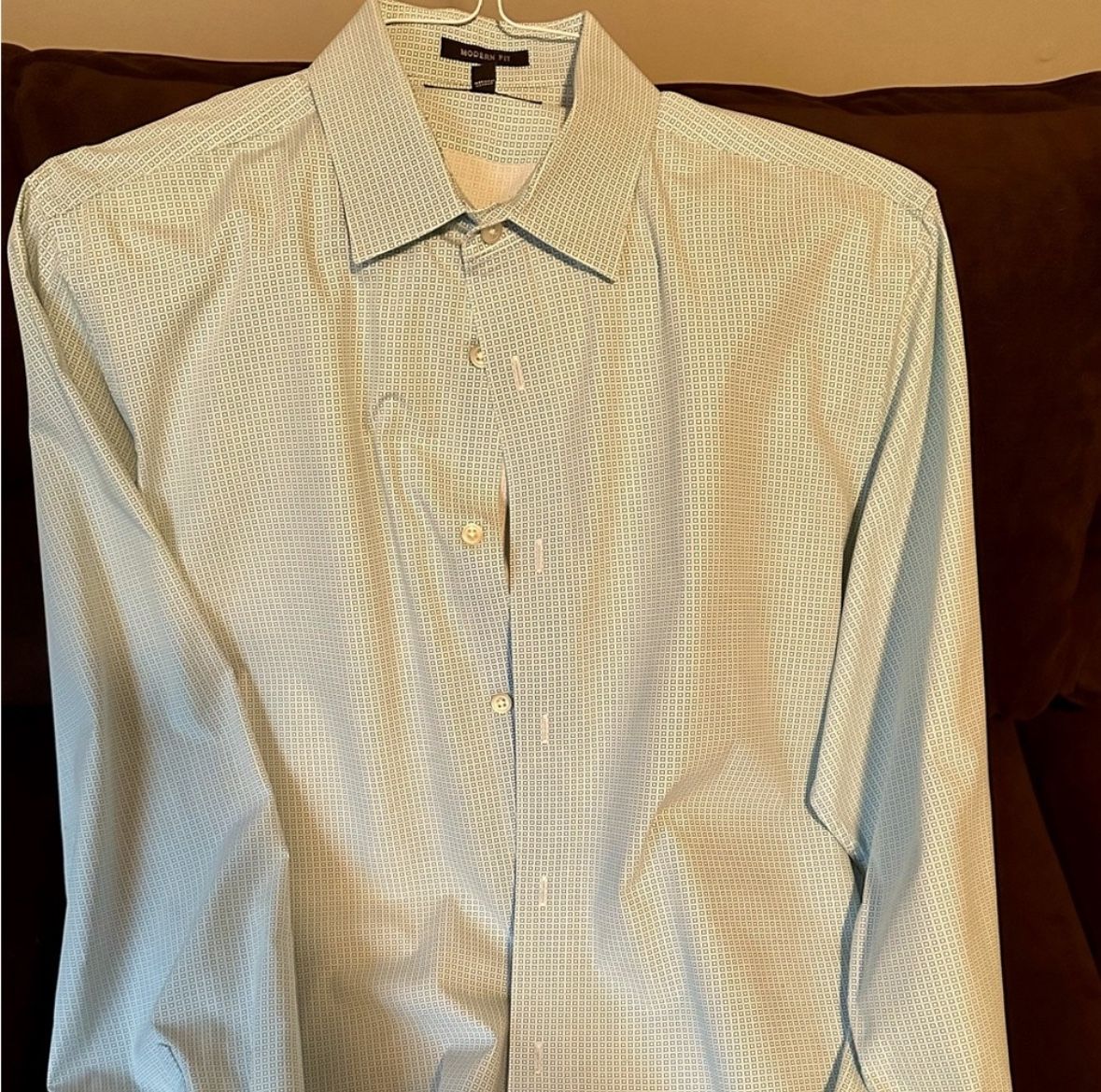 Men’s Express Modern Fit Long Sleeve Button Down Shirt Size Large