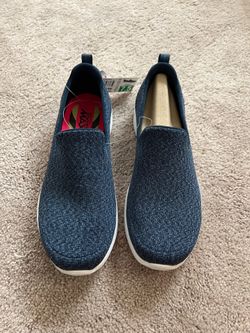 Comfort shoes size 7.5 sketchers Gowalk
