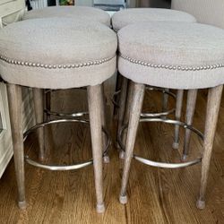 Set of 4 Upholstered Barstools – Great Condition