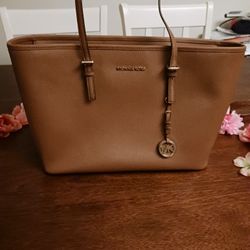 Michael Kors Bag 33