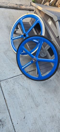 Aero Spoke Wheel set