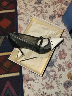 Heels 8.5 Almost New