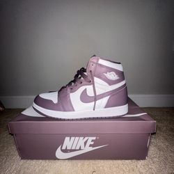  "Mauve" Air Jordan 1 Retro High OGs