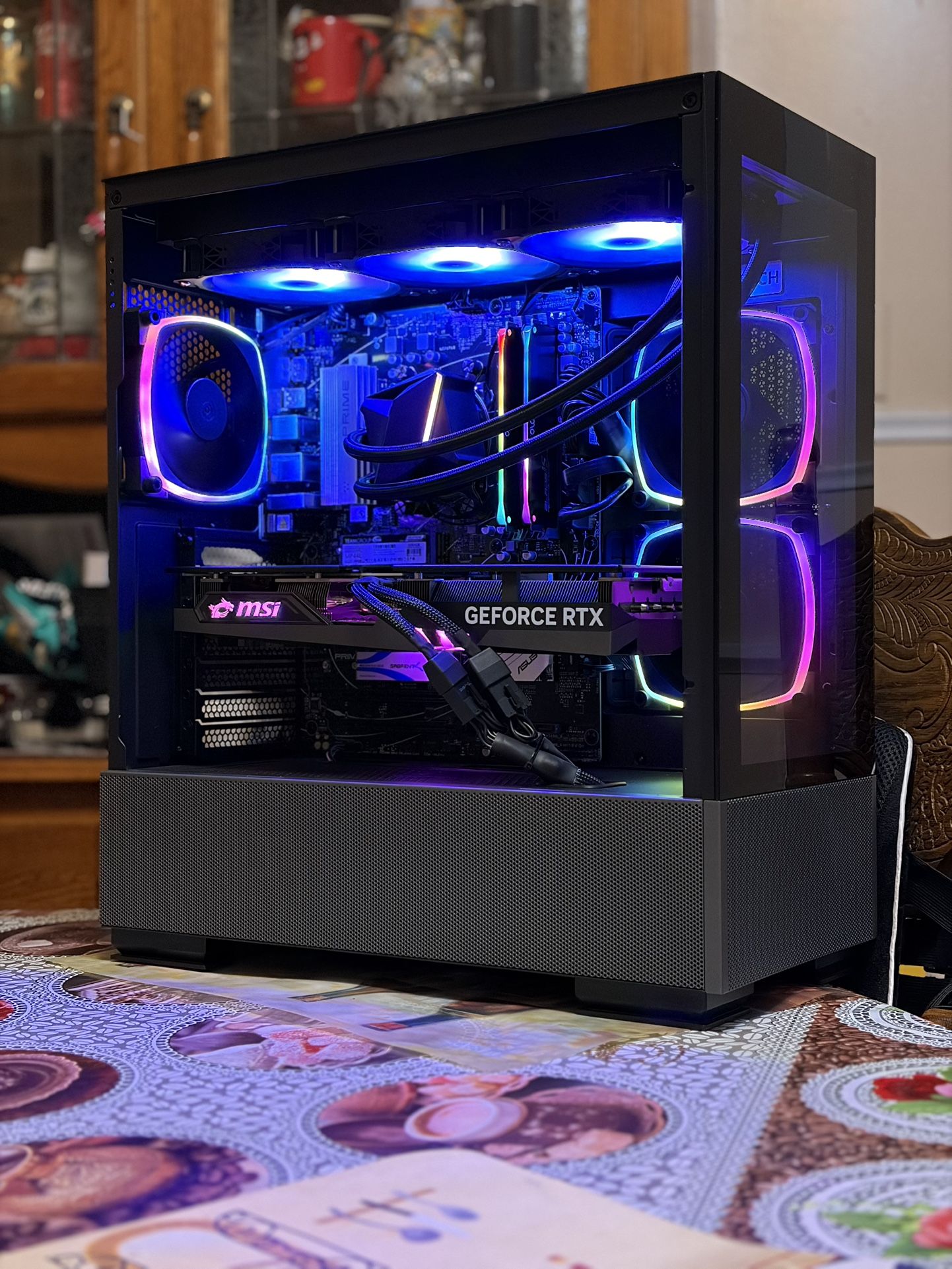 Powerful 1440p Gaming PC / Ryzen 5 7600 / RTX 4070 / 32 GB DDR5 RAM / 1.5 TB Storage
