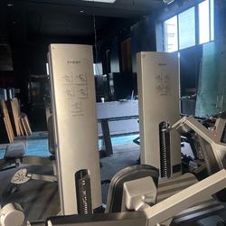 Chest And Squat Machine Pick Up Only Sunday 3/2 