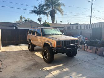 2000 Jeep Cherokee