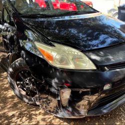 2010-2015 TOYOTA PRIUS PARTS AVAILABLE
