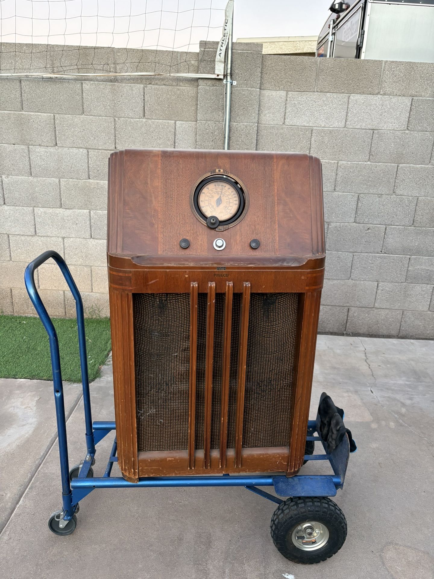 Antique Philco Radio, Model #38-4