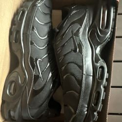 nike Tn triple black