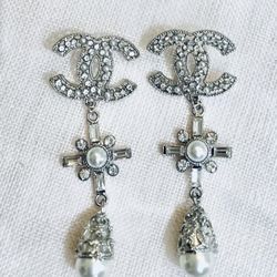 CC Evening Pearl Earrings 