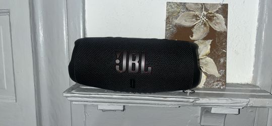 JBL Portable Bluetooth Speaker Black