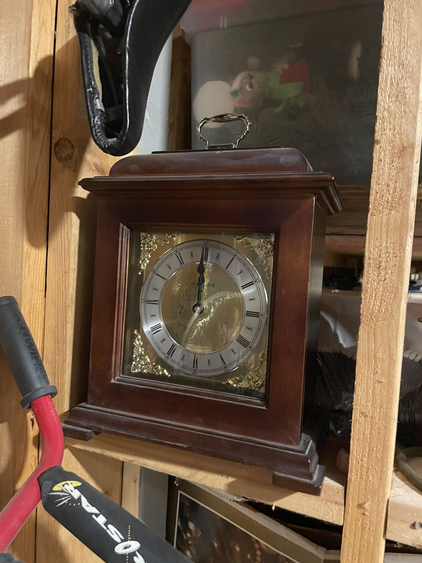 Mantle Clock