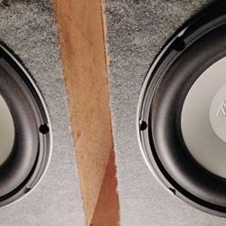 2 12 In INFINITY Subwoofers 