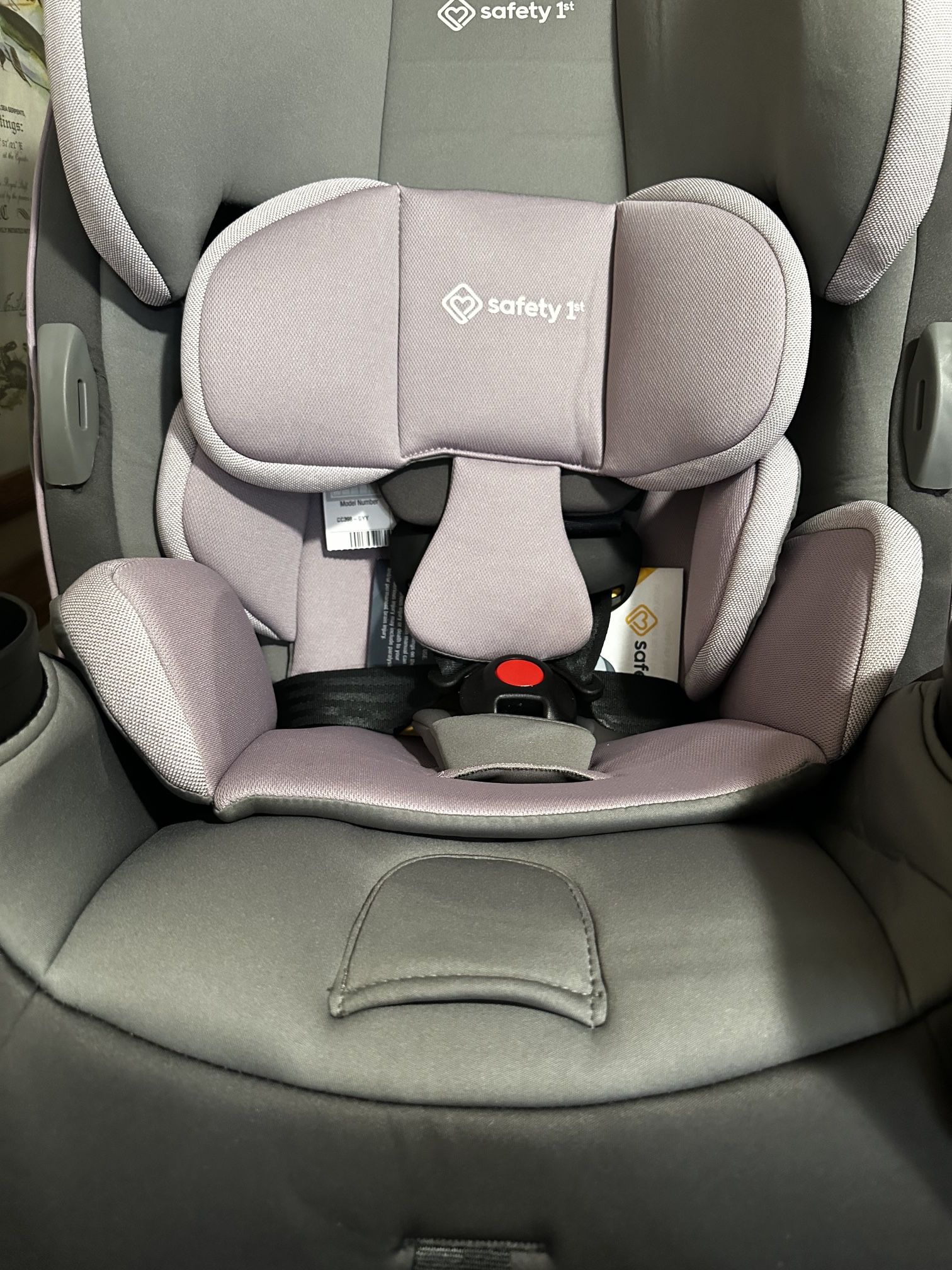 🚨 2025 MODEL NOT RECALLED🚨 Brand New In Box Car Seat/Nueva Silla De Coche En Caja Cerrada