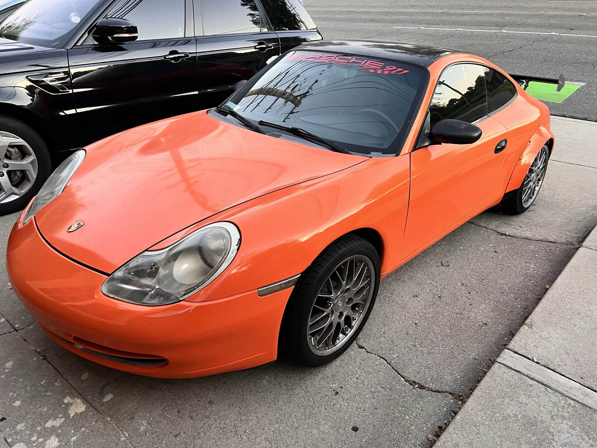 PORSCHE 911 FRONT RIGHT AND FRONT LEFT WHEEL FENDER LINER