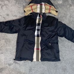 Burberry Puffer (reversible) 