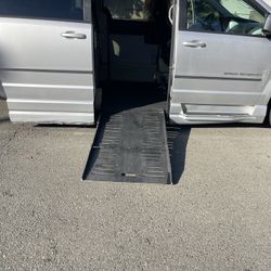 Handicap Wheelchair Van