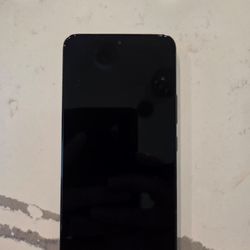 Unlocked Samsung Galaxy S21FE and Samsung Galaxy S22