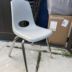 12 Silla  de escuela