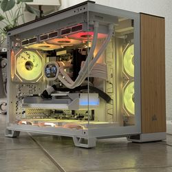 Corsair 2500X Gaming PC ~ Ryzen 9 9900X + RX 9070 XT 16GB OC