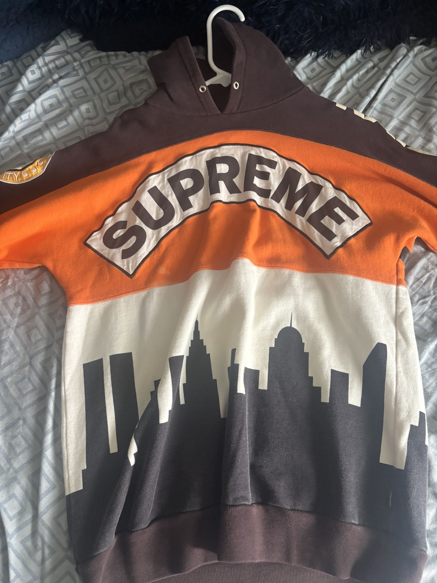 supreme hoodie vintage