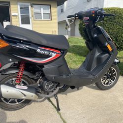 2024 Moped