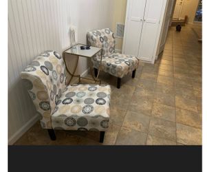 2 accent chair free