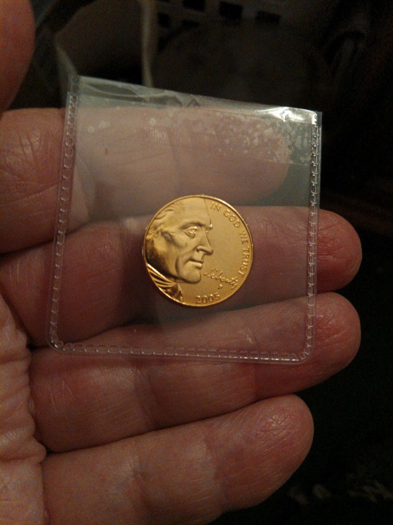Rare 2005 Golden Jefferson Buffalo/Bison Nickel
