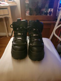 Steve Madden boots