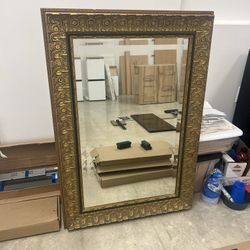 Vintage / Old Style / Gold Mirror 