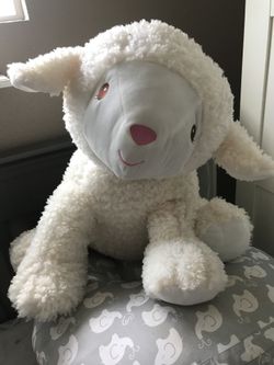 Decorative lamb