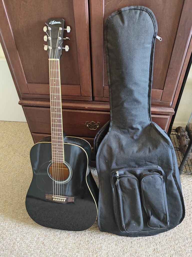 Ariana Guitar With Bag