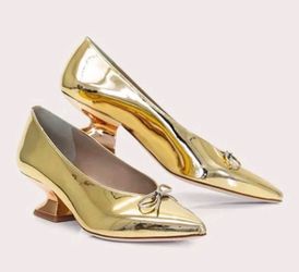 Chelsea Paris Women's Leather Mirrored Pump Size 9.5