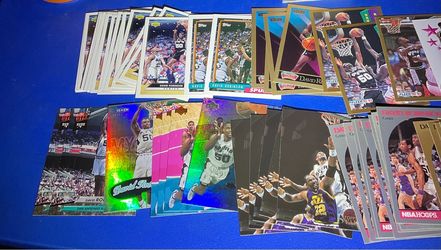 David Robinson cards various yrs 1989-90) / 205 cards total includes inserts and base. $40