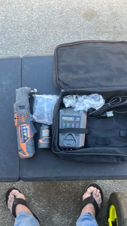 RIDGID 12-Volt JobMax Multi-Tool w