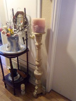 Wood candle stand /w/ candle