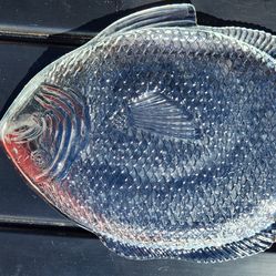 Fun Glass Fish Dish