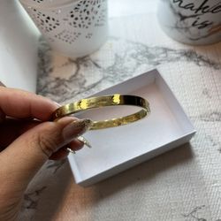Beautiful Bracelet Gold 