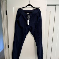 FIGS Women’s Jogger Scrub Pants 