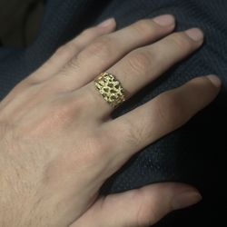 gold nugget ring READ DESCRIPTION 