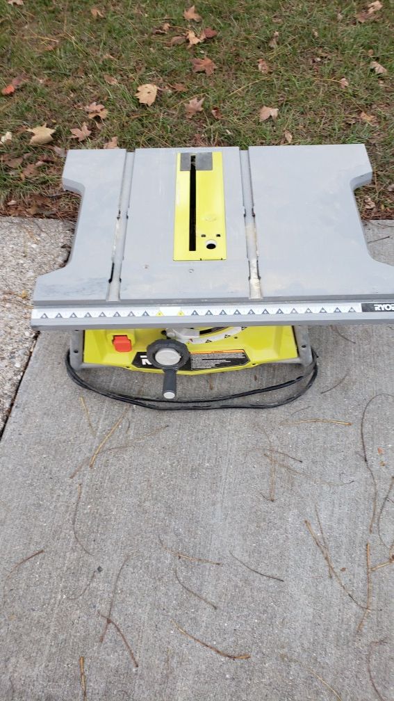 Table saw solo la use pocas beses