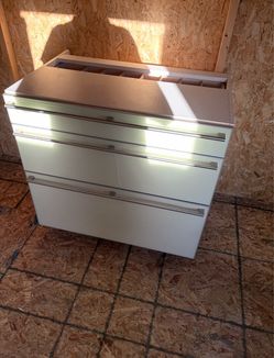 White 3-Drawer Cabinet with Bar Handles