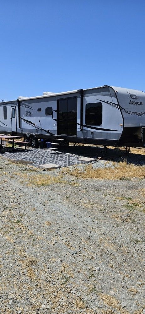 2020 Jayco Flight 38BHDS Travel Trailer