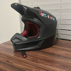Fox Racing Helmet V1