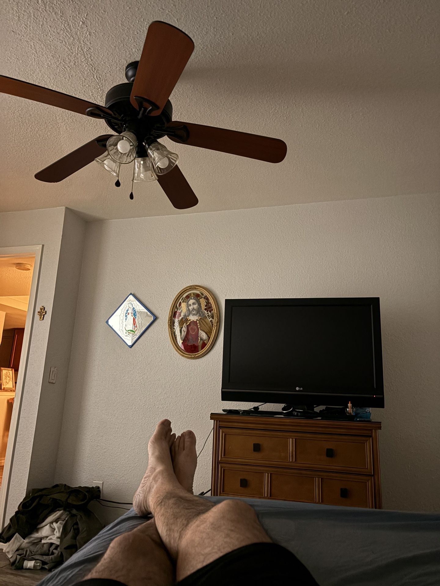 Roku For Tv And 37” LG TV