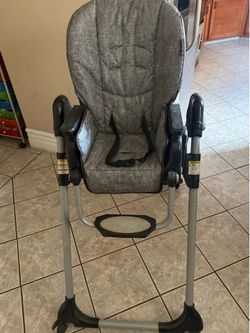Silla alta de bebé