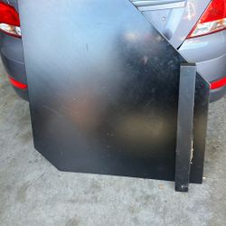 Free Corner Desk w/ Post
