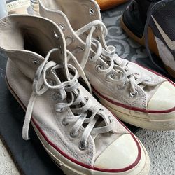 Converse Shoes 6 And A Half