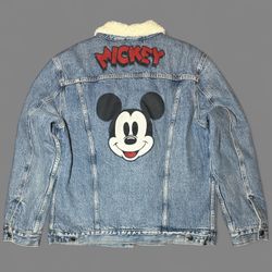 Levis x Disney Mickey Mouse sherpa jean jacket